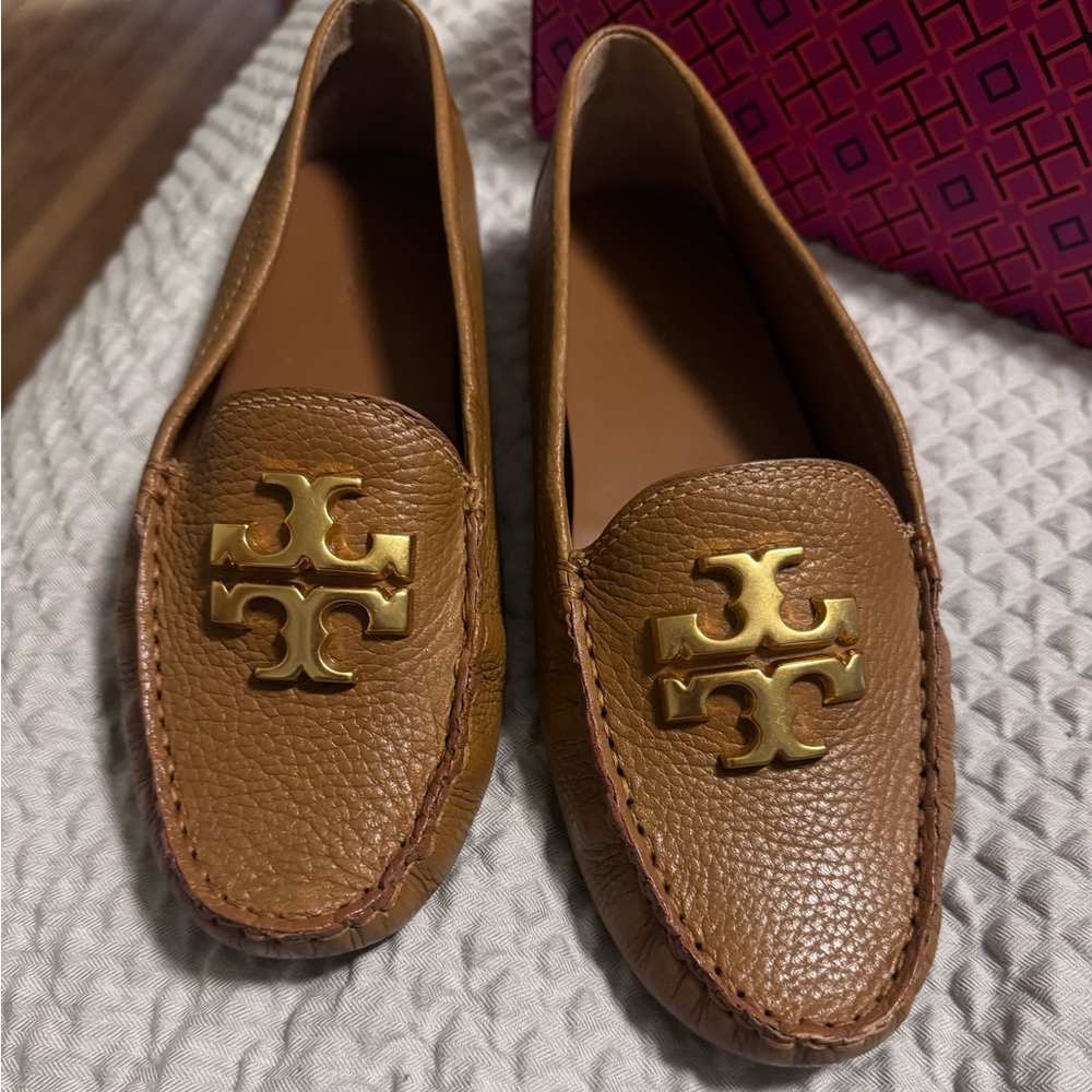 Brand new tory burch shoes
